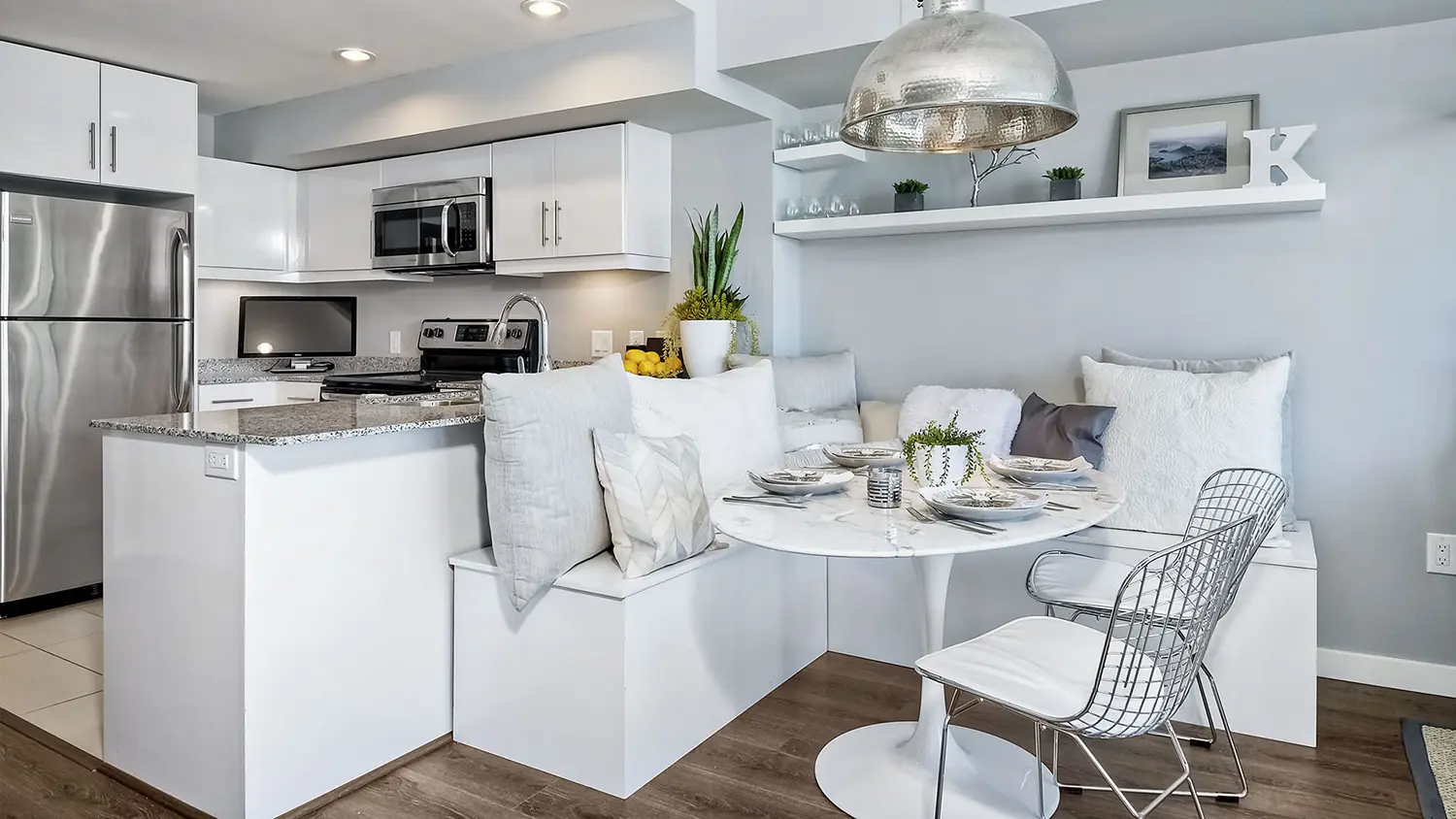 apartment features pinnacle on the park 6