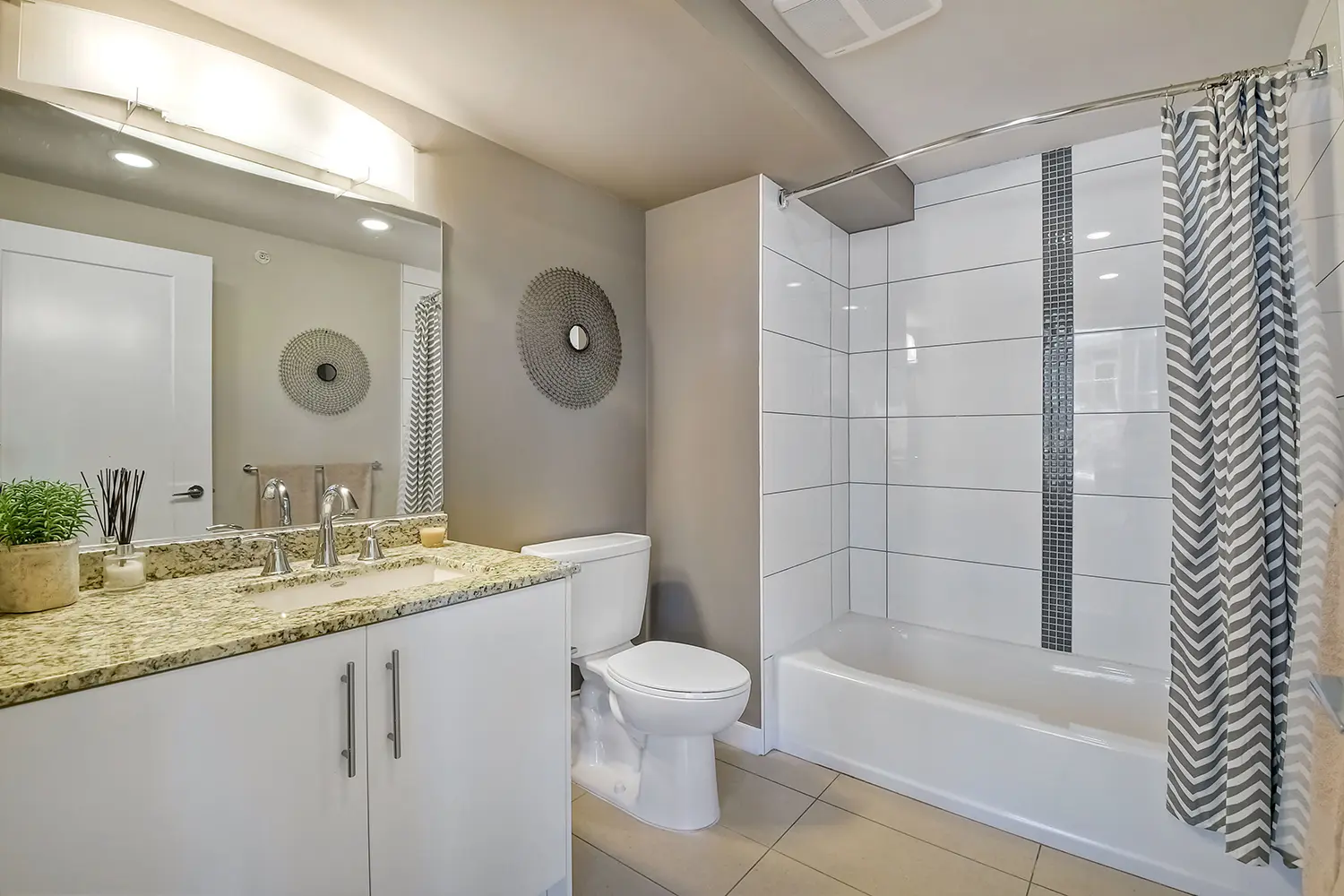 10-Apartment Interior Pinnacle